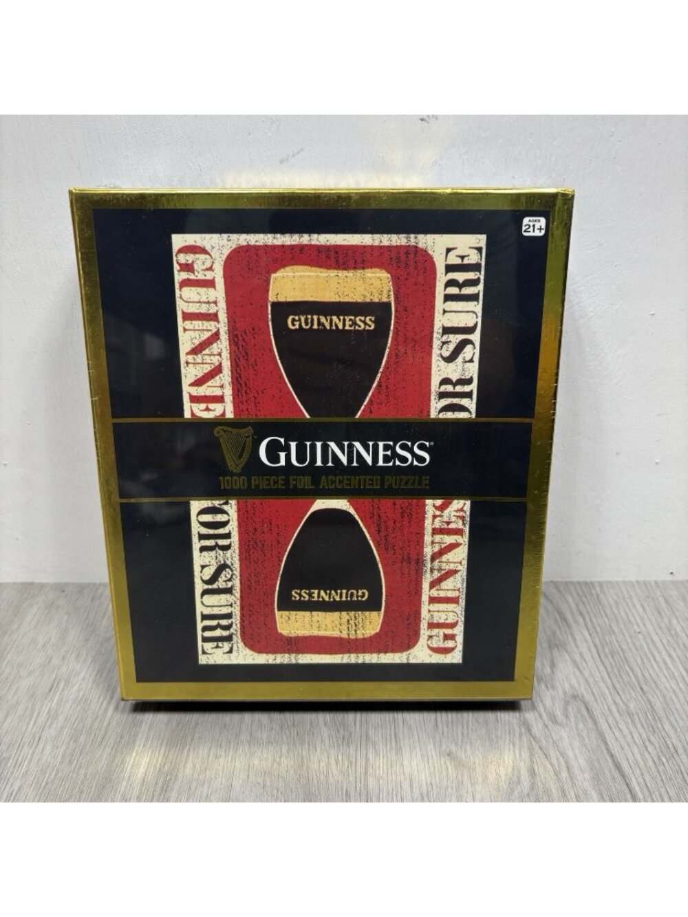 Guinness 1000 Piece Foil Accented Jigsaw Puzzle Beer in Glass 2021 New/Sealed